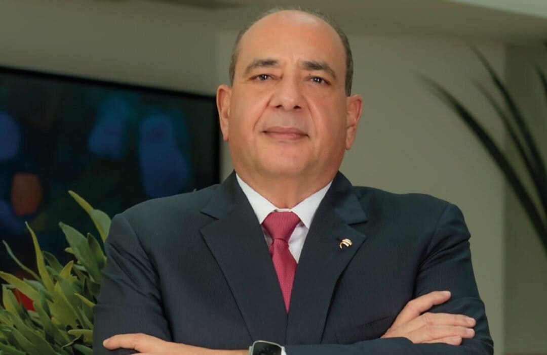 INCAE reconoce la trayectoria de Ficohsa como socio corporativo